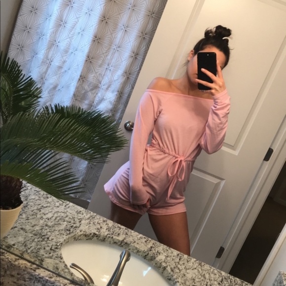 Amanda - Picture 4 of 4